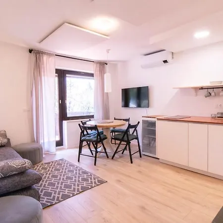 Garden Apartment